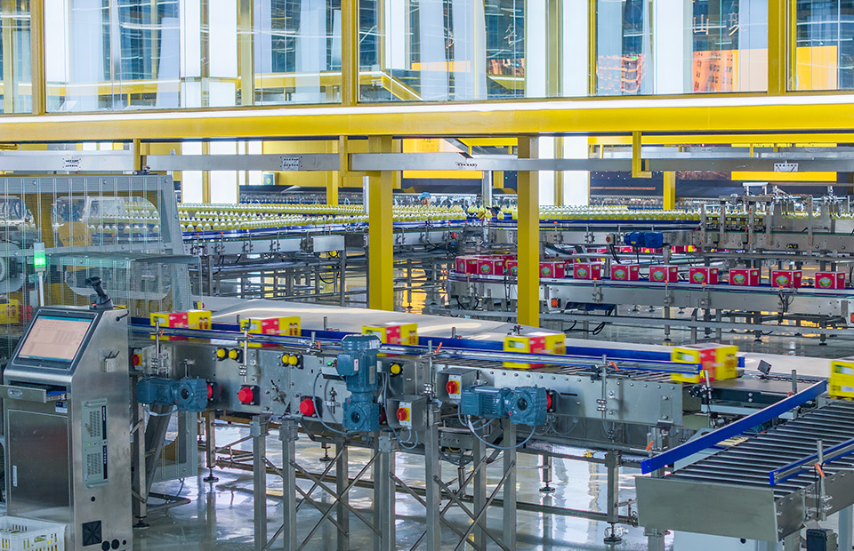 Provided Yuzu Valley one 54,000bph fully automatic Hot-fill downstream line.